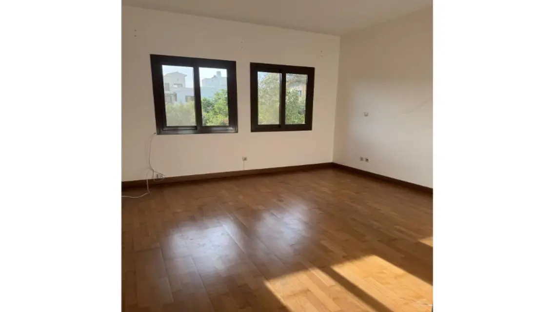 Stunning Villa for Sale in Mivida 24