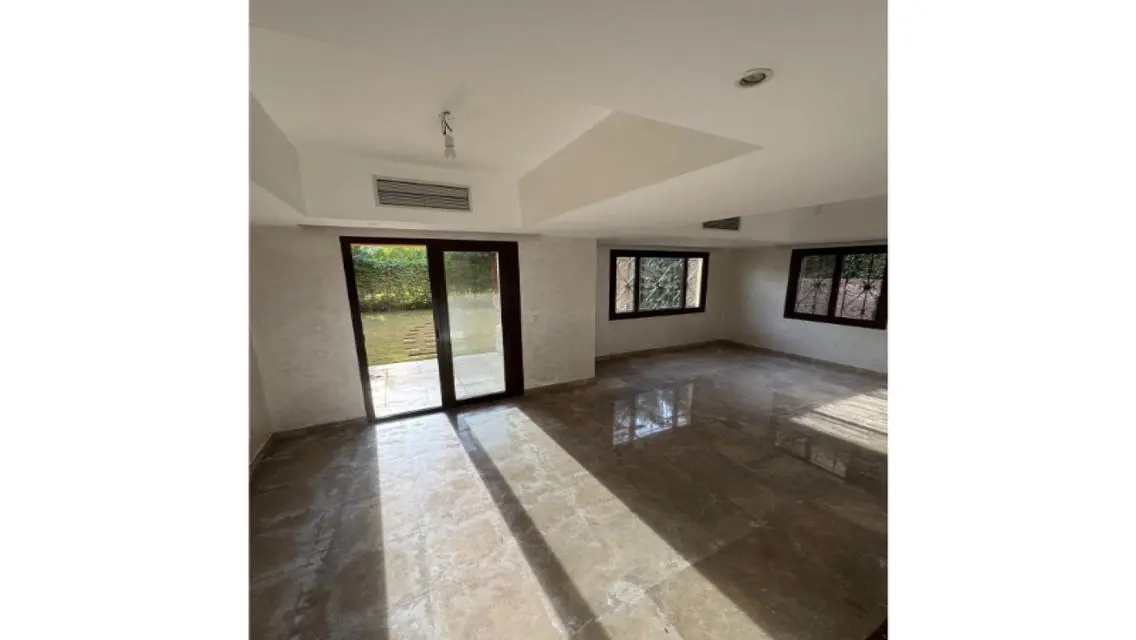 Stunning Villa for Sale in Mivida 24
