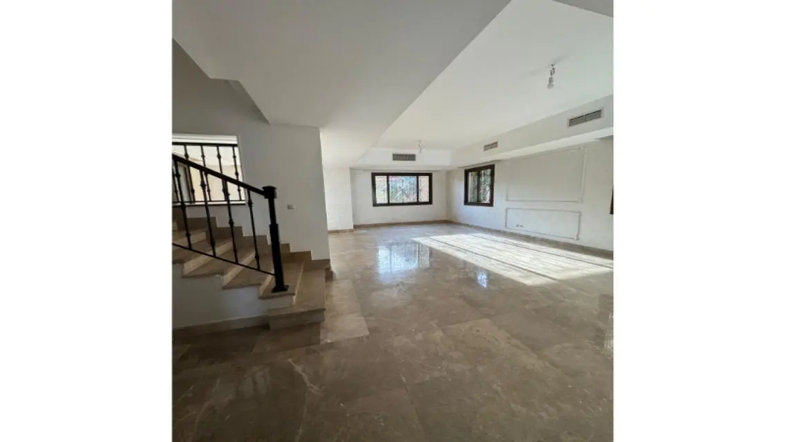 Stunning Villa for Sale in Mivida 24