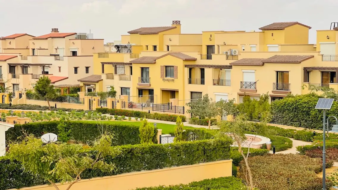 Stunning Villa for Sale in Mivida 24