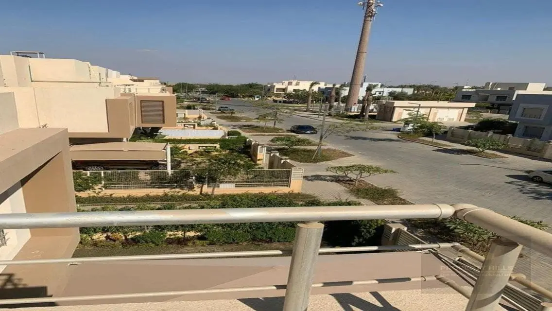 Luxurious Apartment in Zara near H&M and Nike