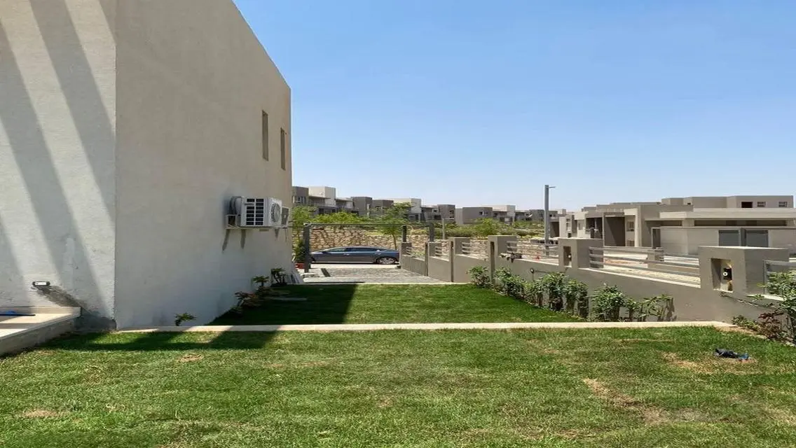 Luxurious Apartment in Zara near H&M and Nike