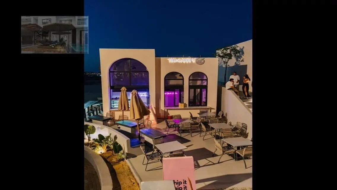Luxury Villas with 5-10 m² Space, Private Garden, and Pools