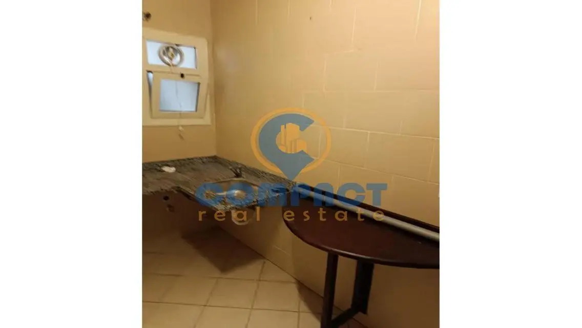 Luxury Apartment in a Prime Location with Stunning Views