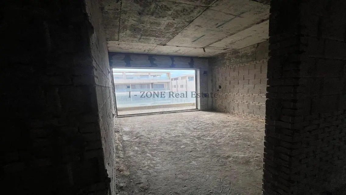 Luxury Apartment in CORE & SHELL with Lake View - 27,000,000 EGP