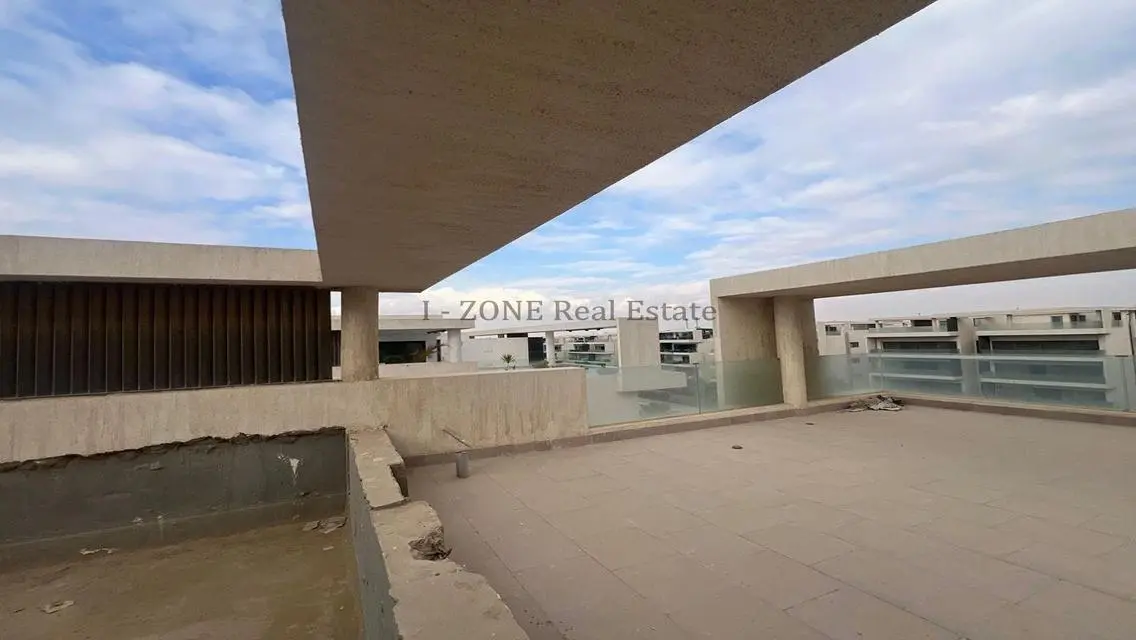 Luxury Apartment in CORE & SHELL with Lake View - 27,000,000 EGP