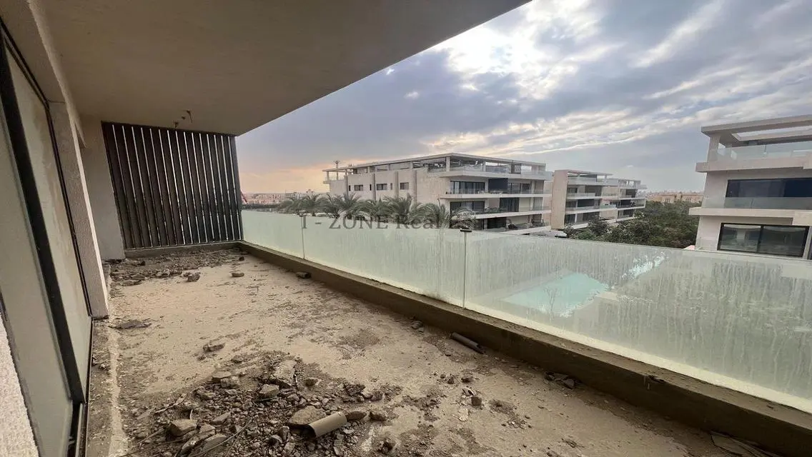 Luxury Apartment in CORE & SHELL with Lake View - 27,000,000 EGP