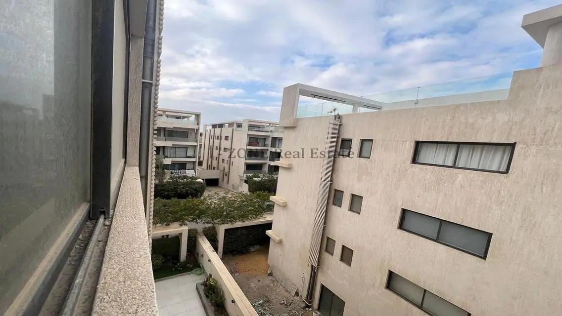 Luxury Apartment in CORE & SHELL with Lake View - 27,000,000 EGP