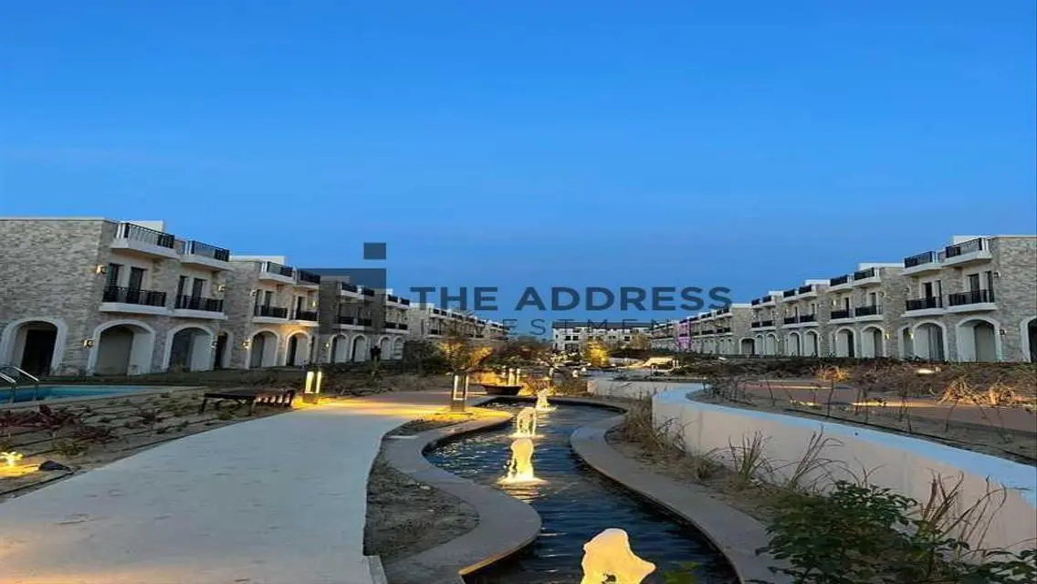 عقار مميز مع حديقة خاصة ومسبح خاص