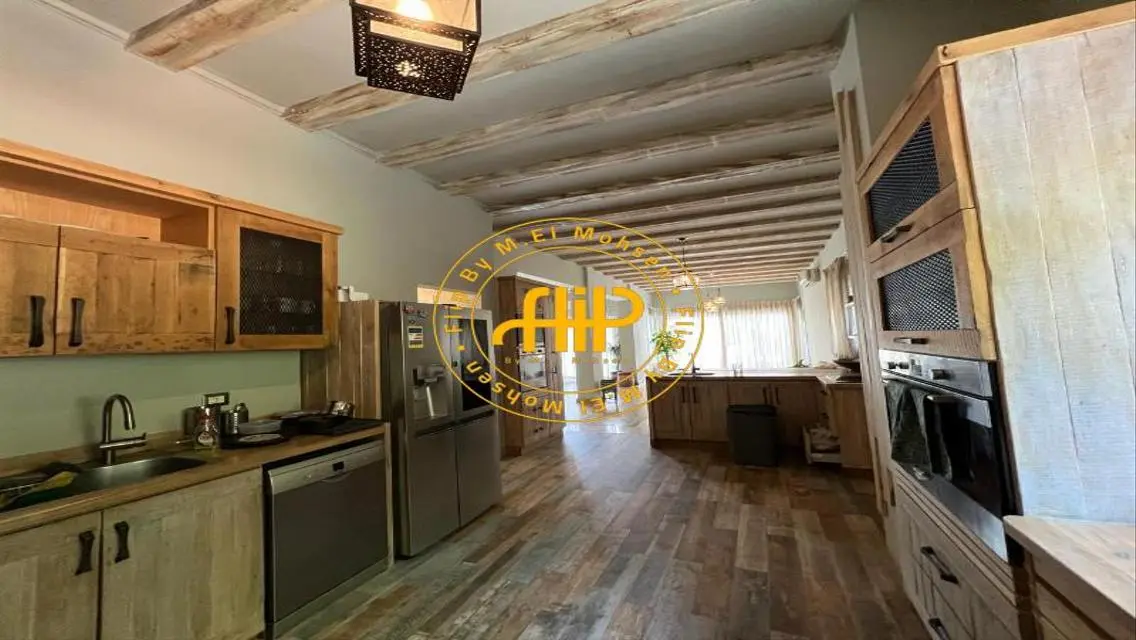 Luxury Villa for Sale with Private Pool and Garden
