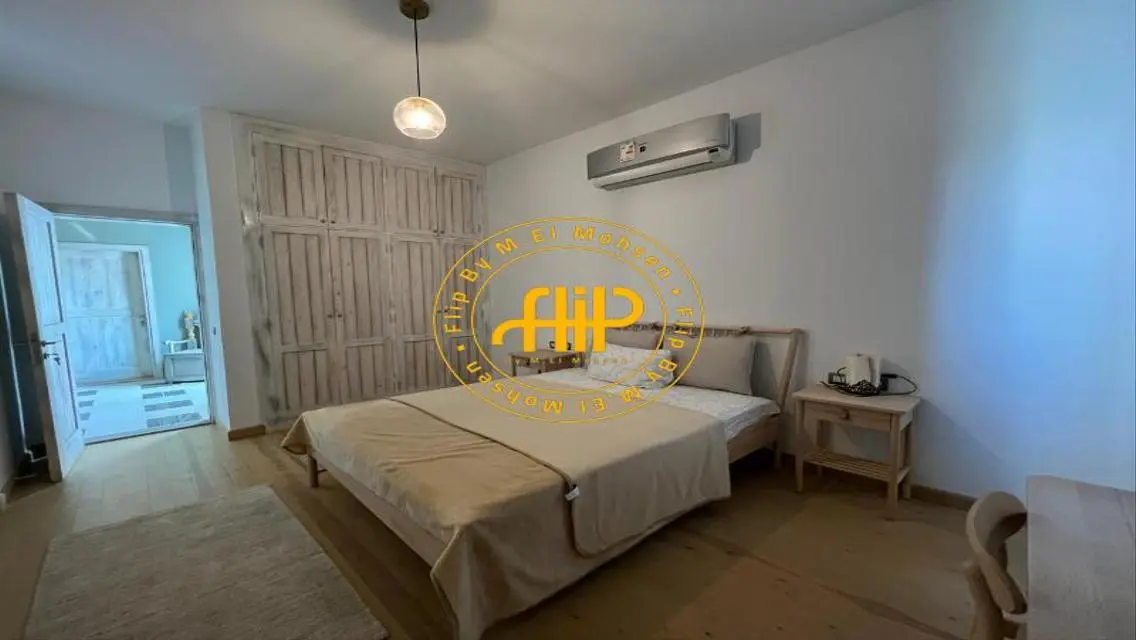 Luxury Villa for Sale with Private Pool and Garden
