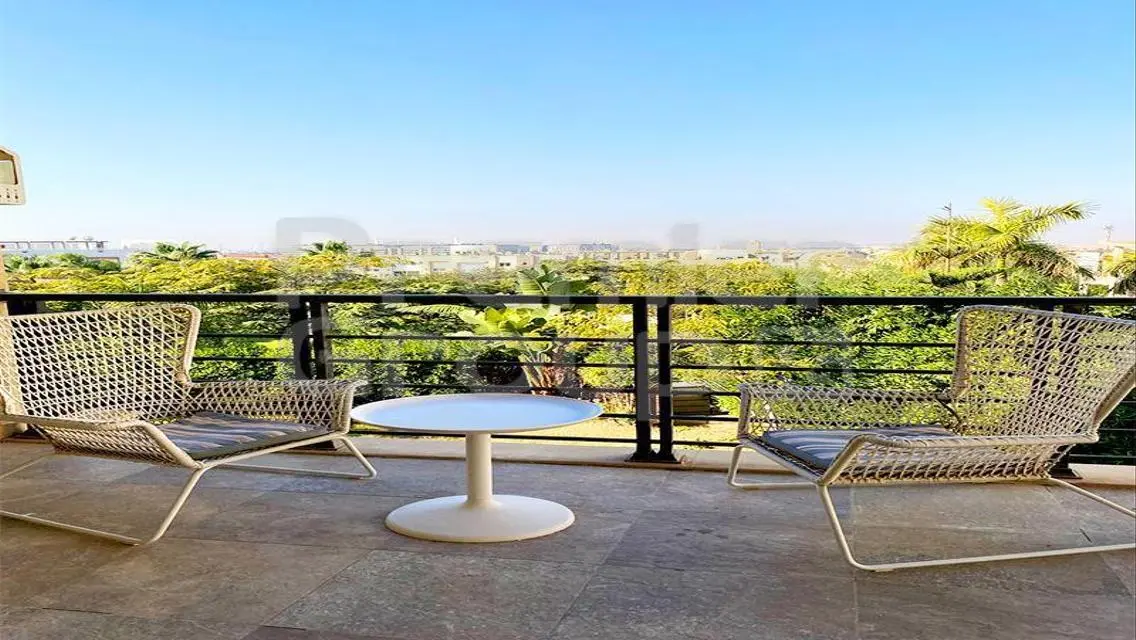 Stunning Villa for Sale with 310 Square Meters in Prime Location