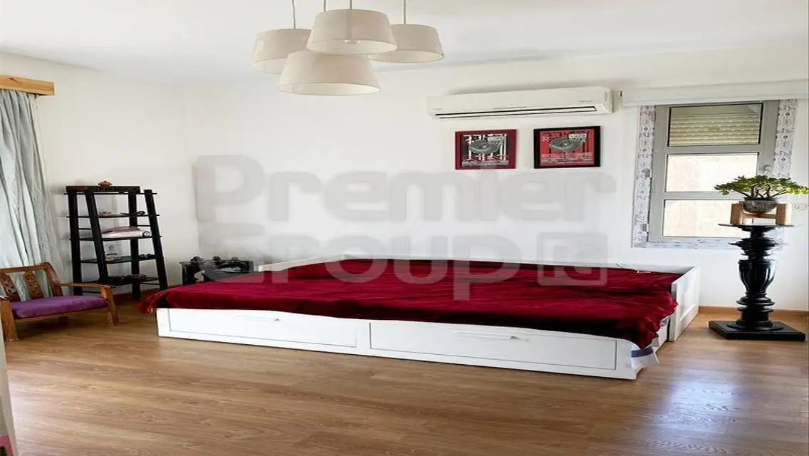 Stunning Villa for Sale with 310 Square Meters in Prime Location