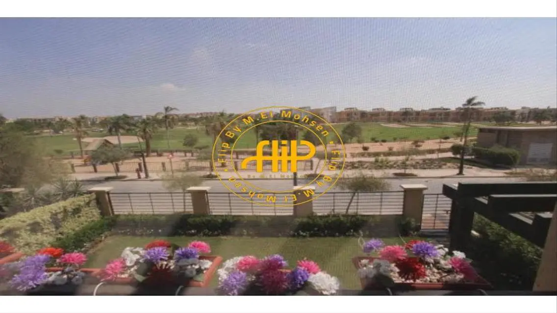 شقة فاخرة بمساحة كبيرة مع حديقة خاصة