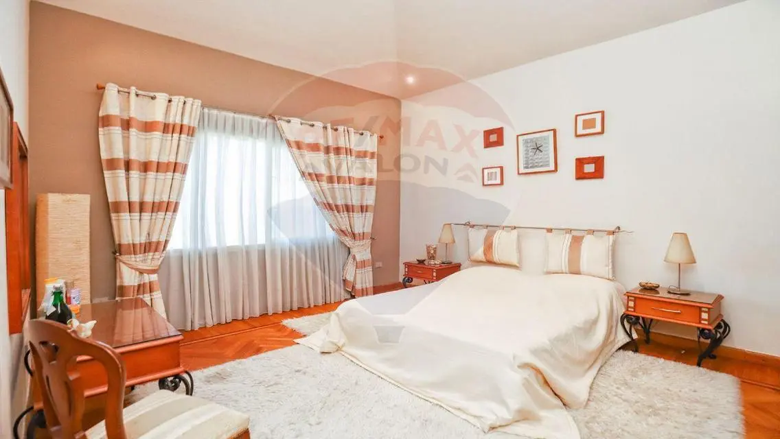 Luxury Apartment for Rent - 3000 Square Meters