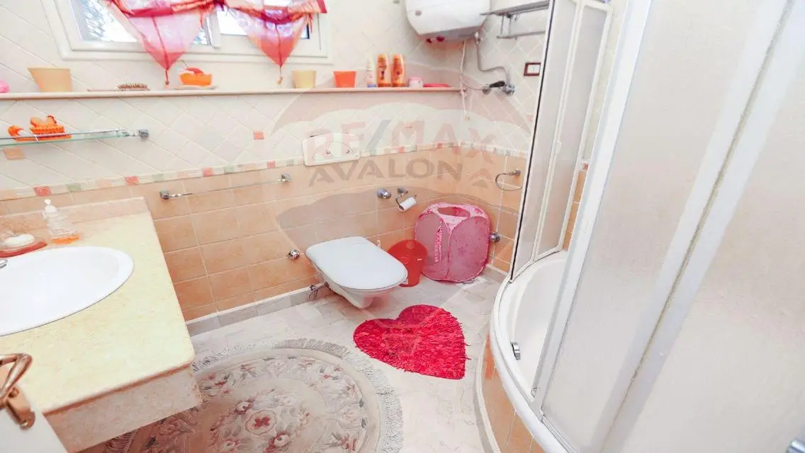 Luxury Apartment for Rent - 3000 Square Meters