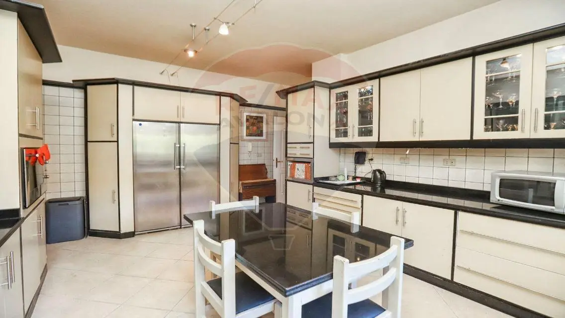 Luxury Apartment for Rent - 3000 Square Meters