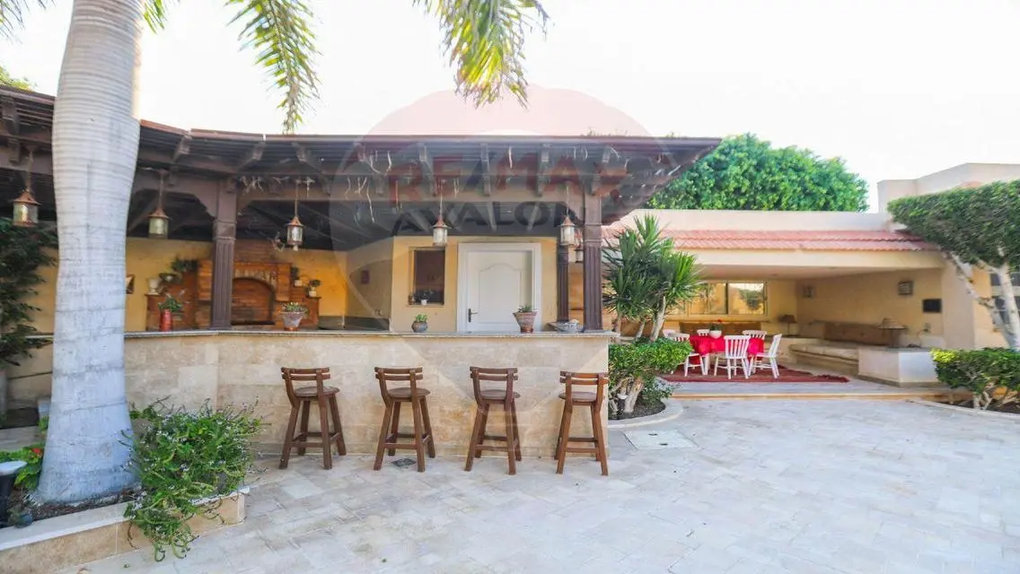 Luxury Apartment for Rent - 3000 Square Meters