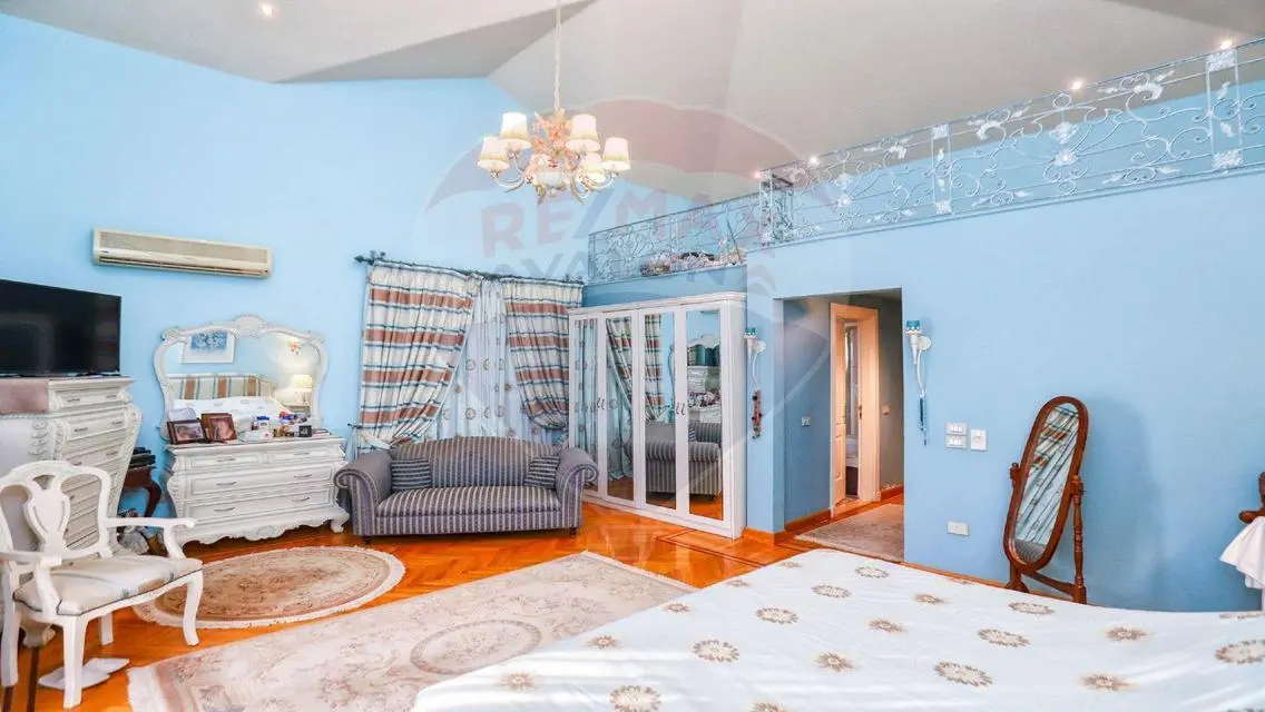 Luxury Apartment for Rent - 3000 Square Meters