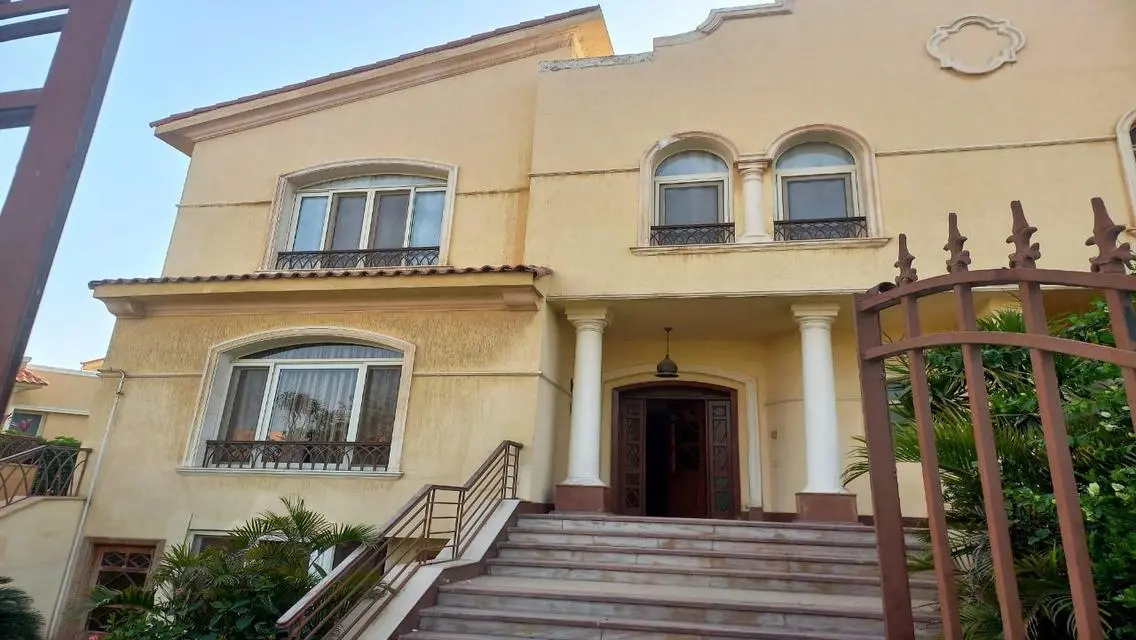 Luxury Villa for Sale with Stunning Views and Premium Amenities