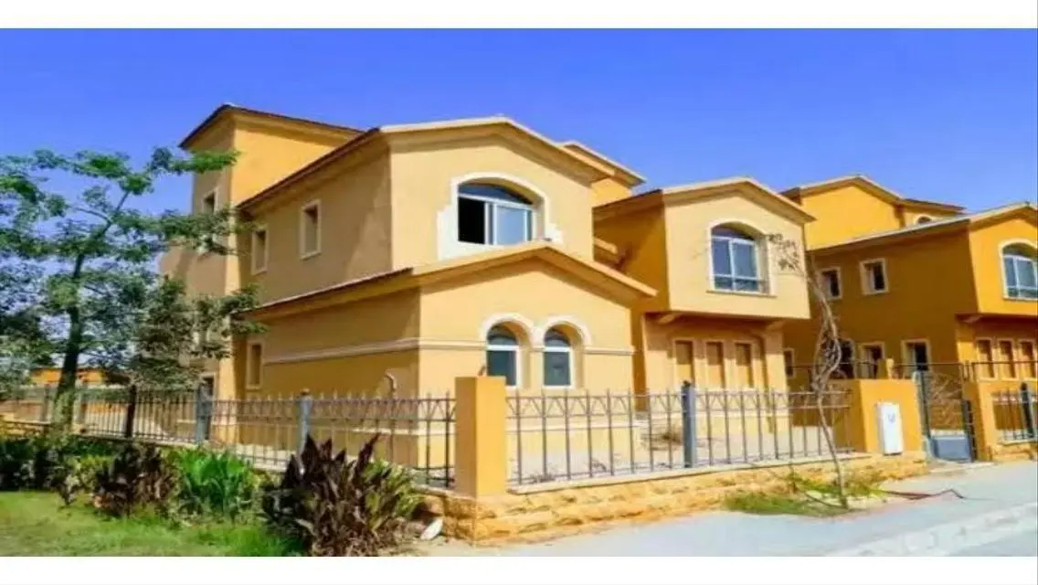 Luxury Villa with Private Garden and Pool | For Sale