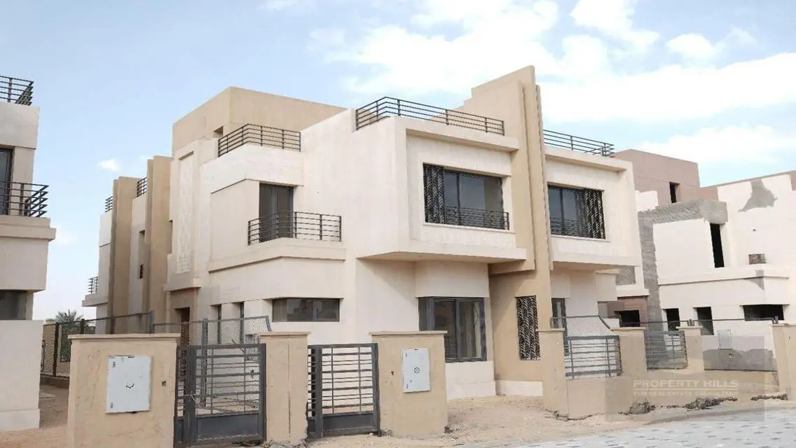 Luxury Villa for Sale with Ample Space