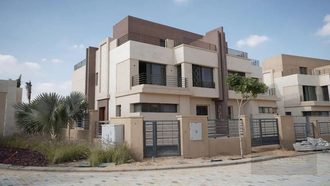 Luxury Villa for Sale with Ample Space