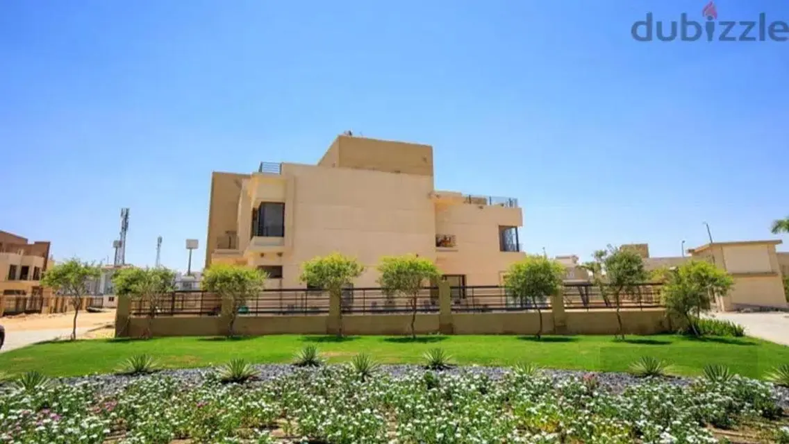 Luxury Villa for Sale with Ample Space