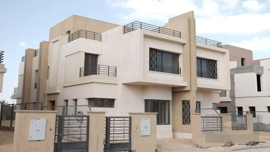 Luxury Villa for Sale with Ample Space