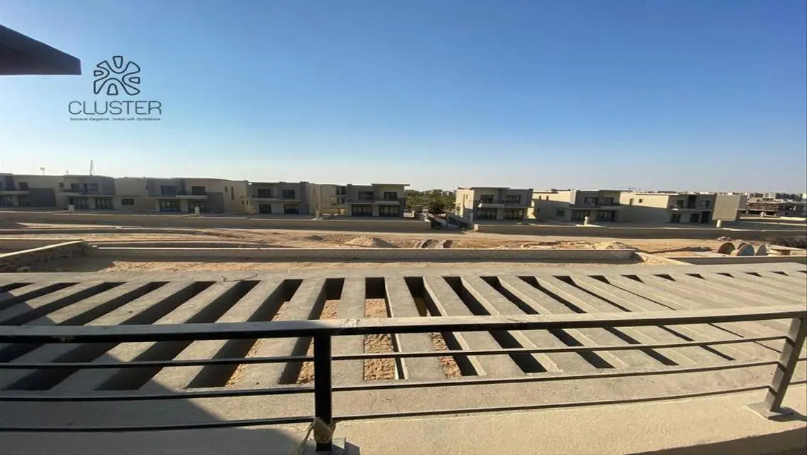 شقة فاخرة للبيع في المجمع السكني