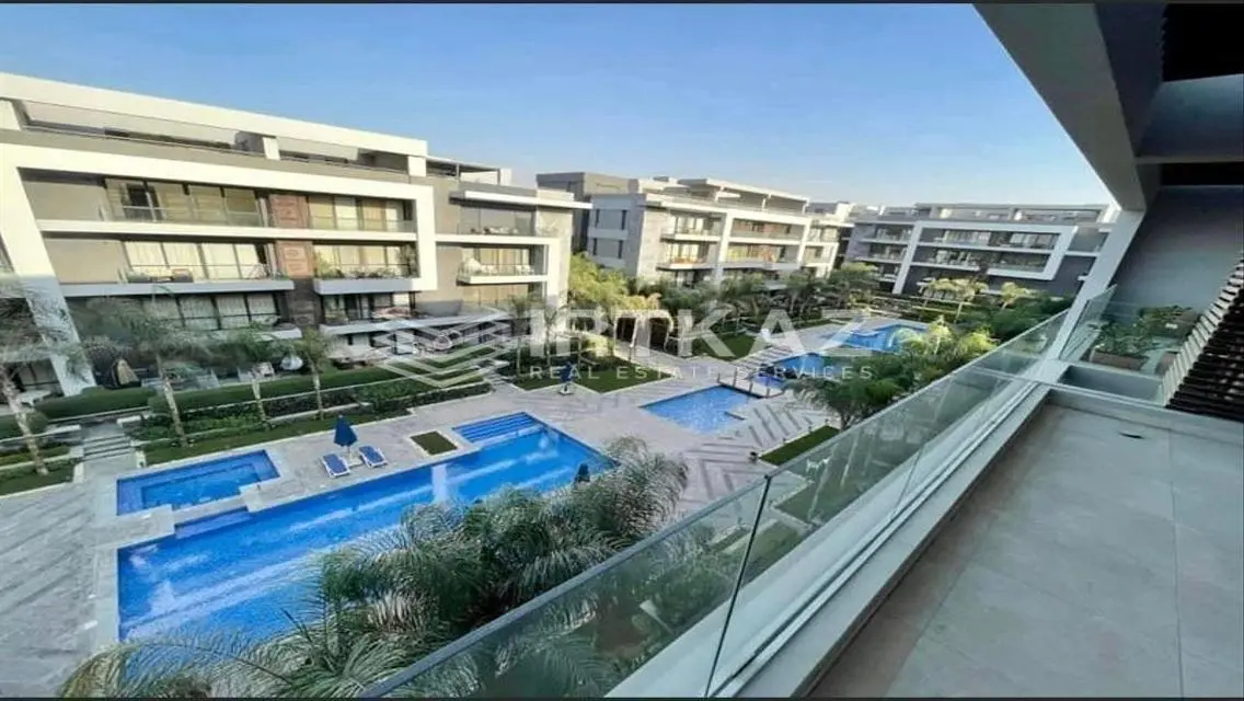 Exclusive Villa for Sale with Spacious Living Areas and Scenic Views