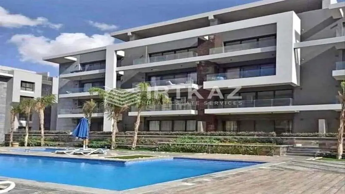 Exclusive Villa for Sale with Spacious Living Areas and Scenic Views
