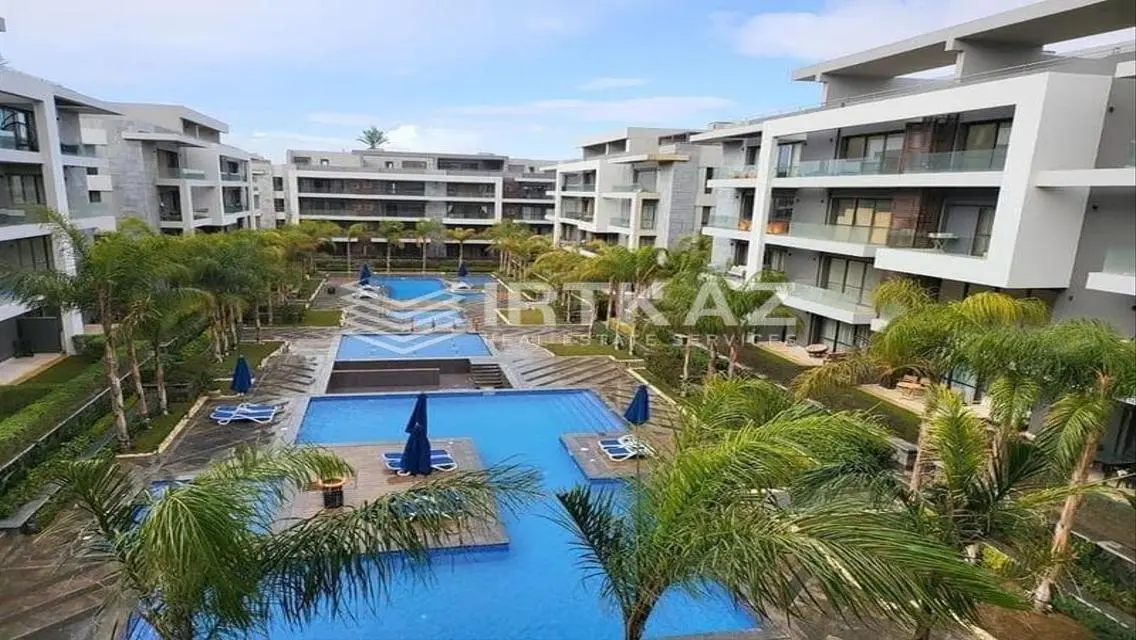 Exclusive Villa for Sale with Spacious Living Areas and Scenic Views