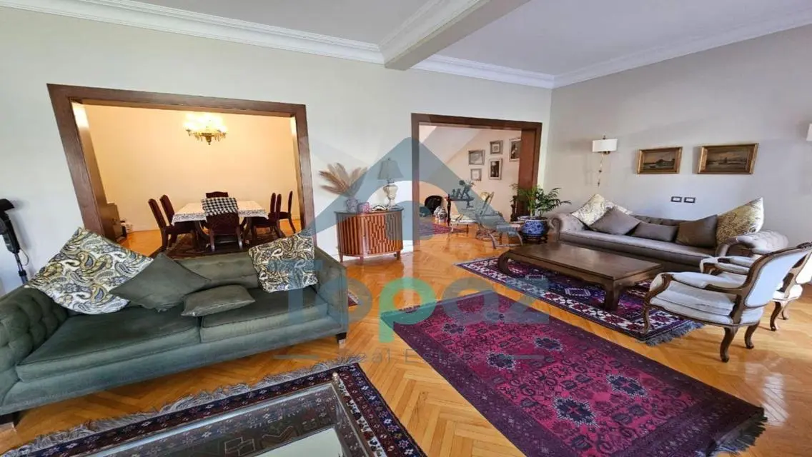 Luxury Apartment with Expansive Space in Prime Location