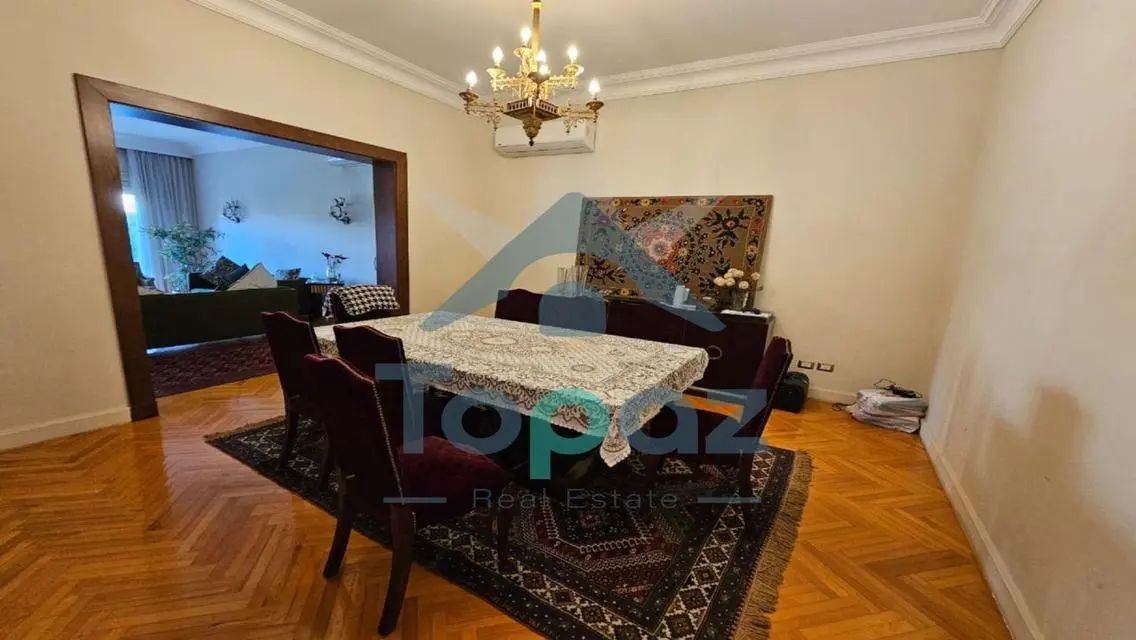 Luxury Apartment with Expansive Space in Prime Location