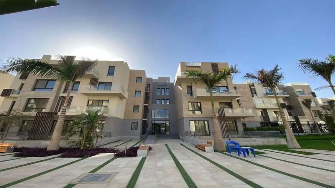 Luxury Apartment with Spacious Design and Premium Amenities