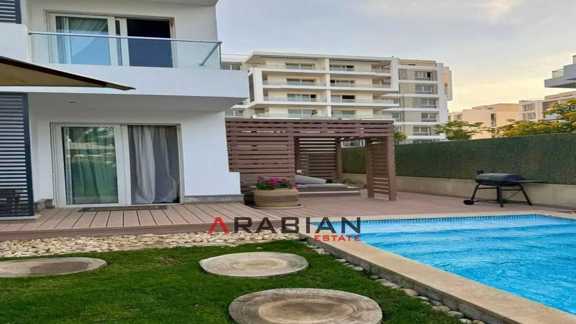 Luxury Apartment Featuring Stunning Views in a Prime Location