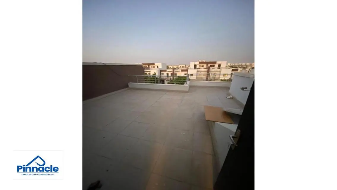 Luxurious Apartment for Sale in 5A-Waterway - 200 sqm