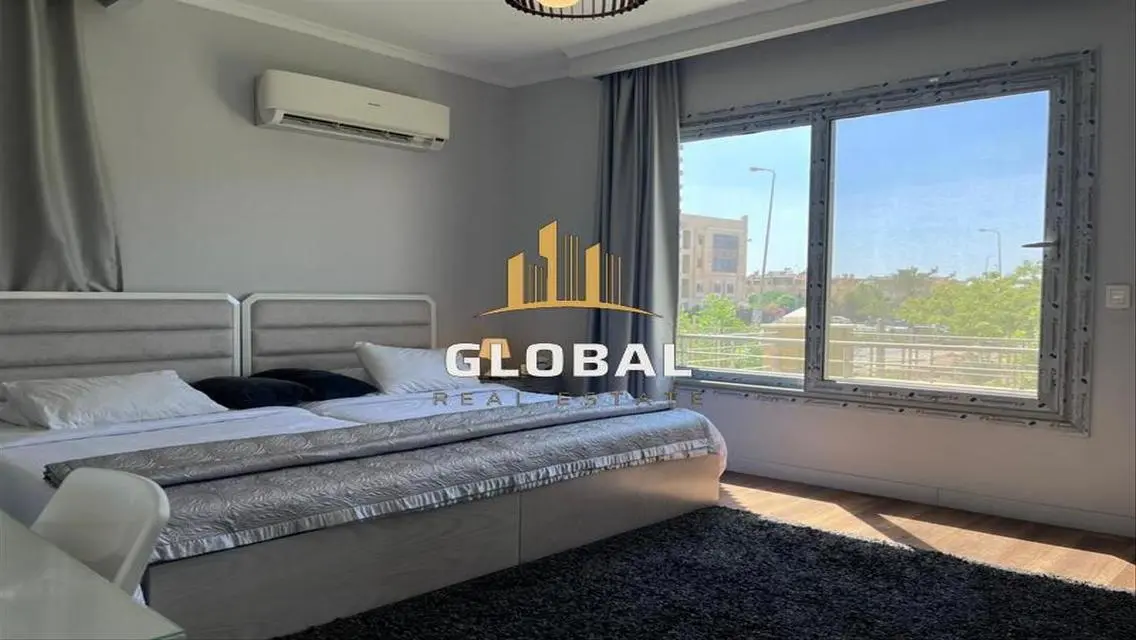 Stunning Apartment with 50000 Meters of Space and Central Air Conditioning