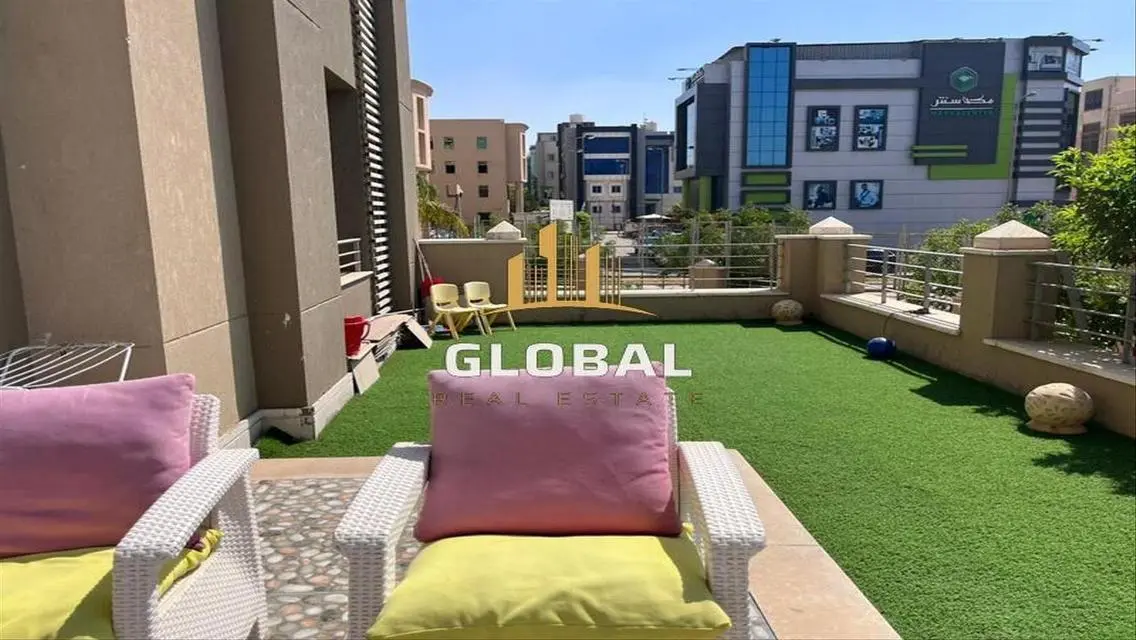 Stunning Apartment with 50000 Meters of Space and Central Air Conditioning