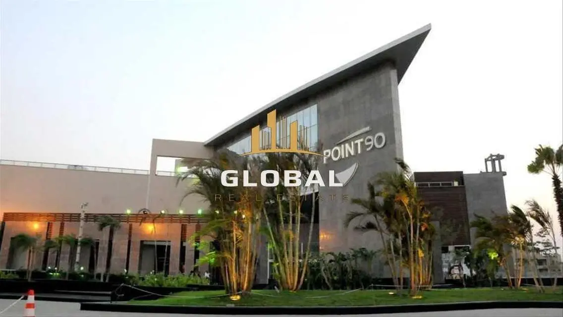 Stunning Apartment with 50000 Meters of Space and Central Air Conditioning