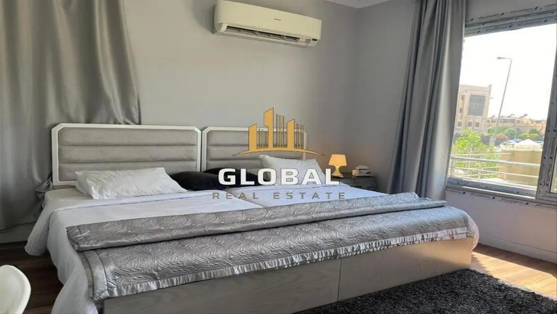 Stunning Apartment with 50000 Meters of Space and Central Air Conditioning