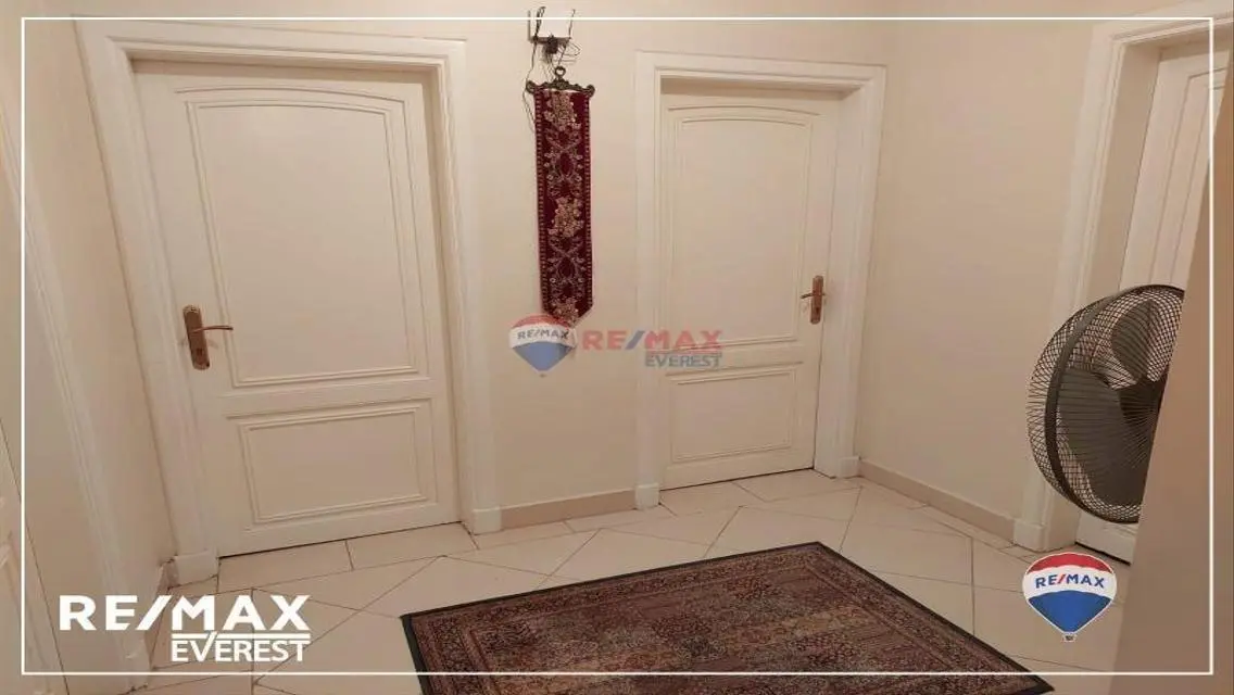 شقة رائعة للدراسة مع تكييف مركزي وإطلالة رائعة