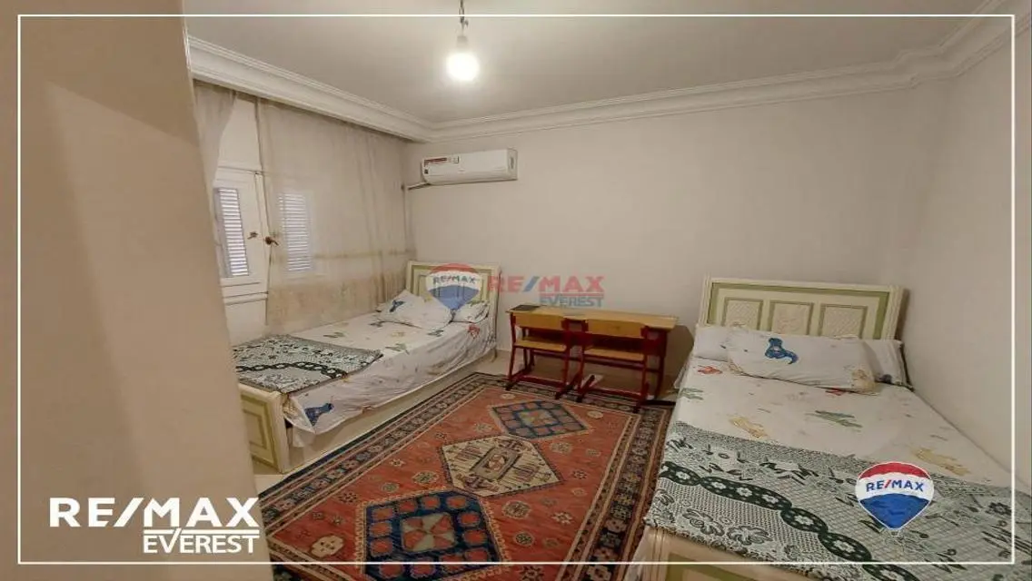 شقة رائعة للدراسة مع تكييف مركزي وإطلالة رائعة