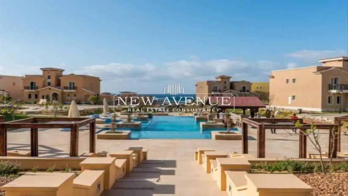 Luxury 4-Bedroom Apartment in the Heart of the City