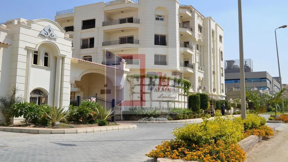 شقة رائعة للإيجار ب35000 جنيه في قلب المدينة