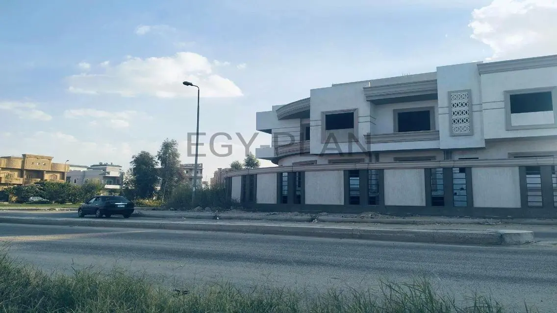 Luxury Apartment with Stunning View and Prime Location