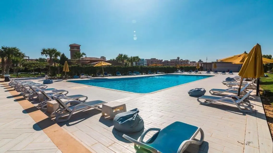 Luxury Apartment in 6 October - Stunning 3 Bedroom Deal