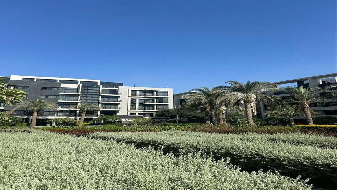 Ready-to-Move Waterfront Property - 8,800,000 EGP