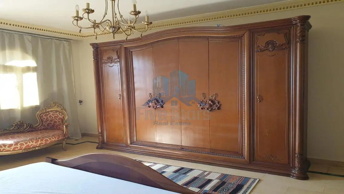 Luxury Villa for Sale with Private Pool and Garden